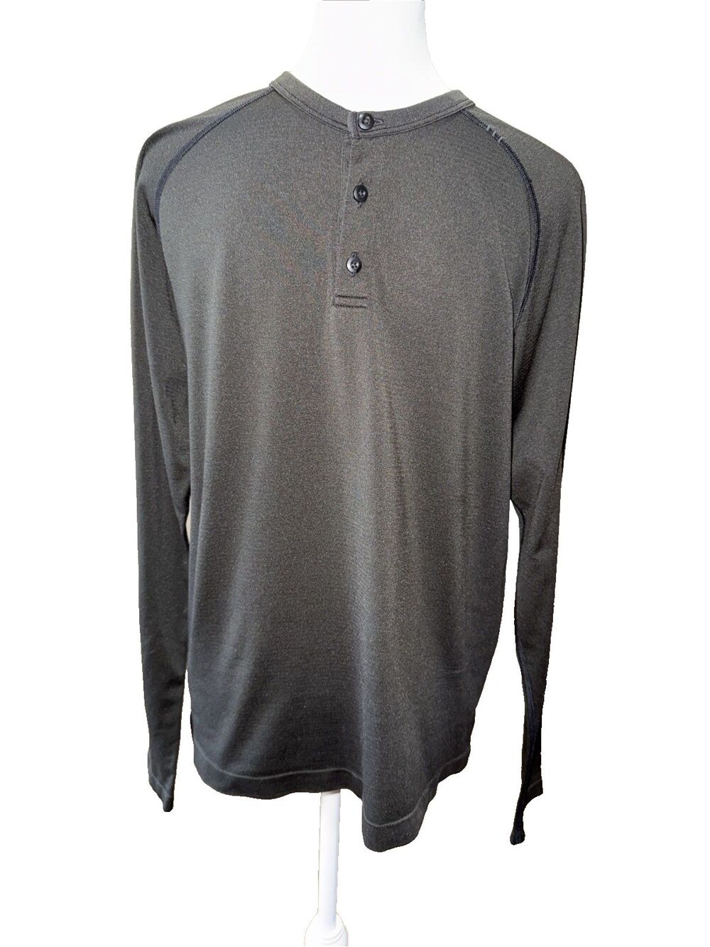 Lululemon Men’s Long Sleeve Henley Performance Shirt Black Athletic Stretch Sz M